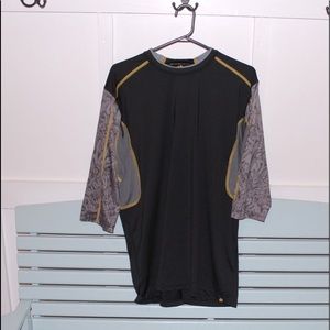 Demarini 3/4 sleeve compression shirt